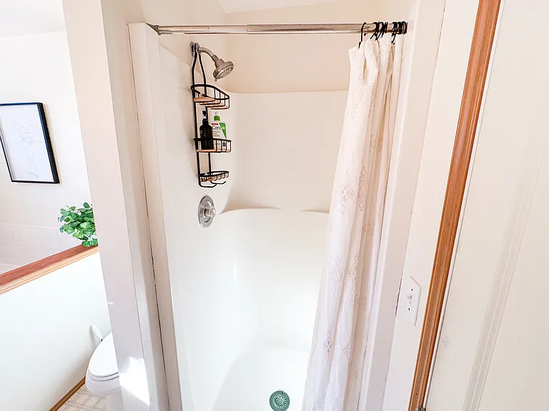 6832 Townsend Ln NE — Photo 41
