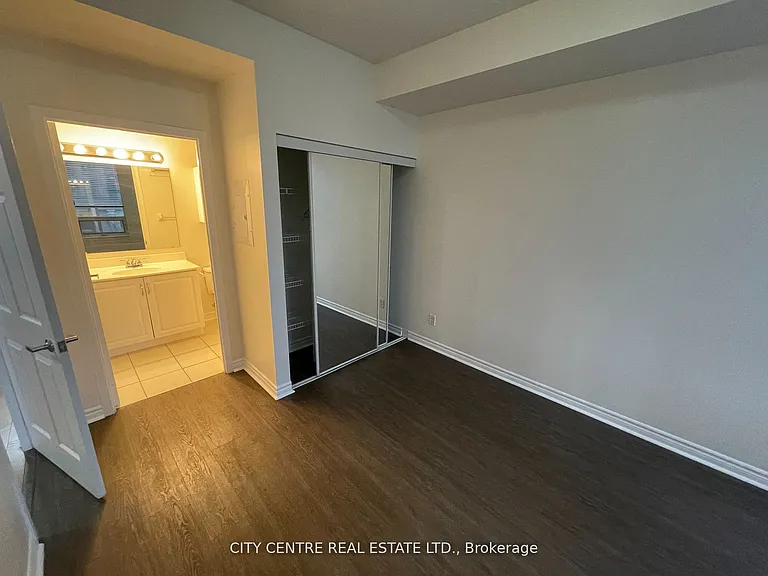 388 Prince Of Wales Dr #307 — Photo 17
