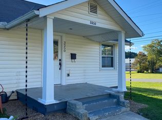 3250 Black Oak St, Pigeon forge, TN 37863