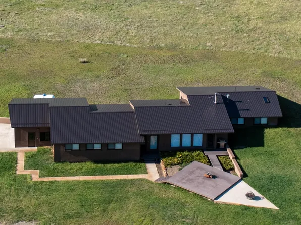 954 Douglas Hill Rd, Eureka, MT 59917