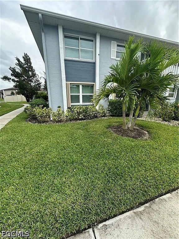 2 bed, 2.0 bath, 860 sqft, $1,225 — Photo 3