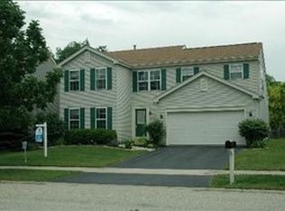 452 Humphreys Ln, Aurora, IL 60504