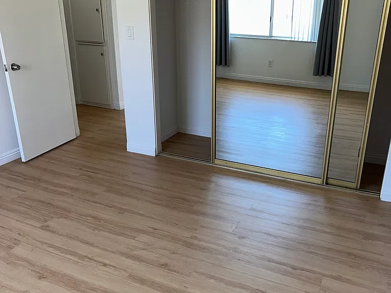 13240 Fiji Way #D — Photo 21