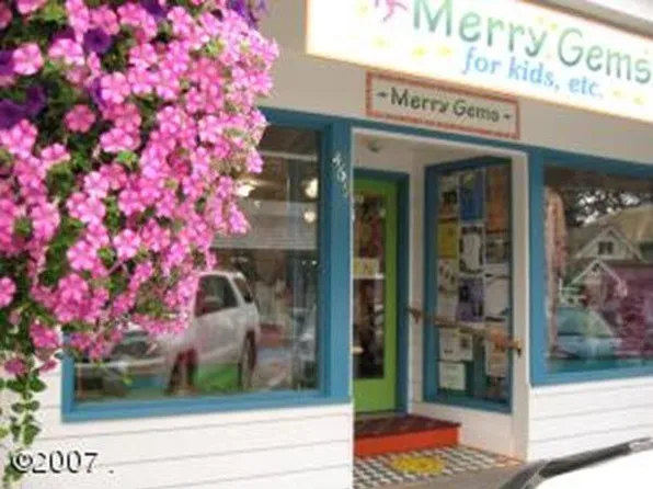 469 Electric Ave, Bigfork, MT 59911