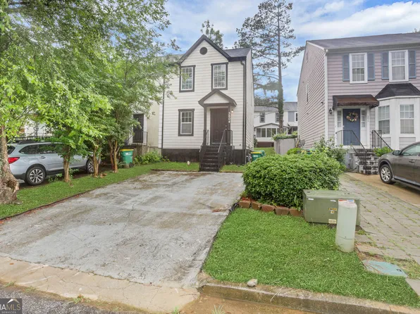 3804 Meadow Green Ct, Peachtree Corners, GA 30092