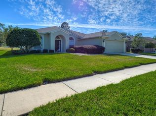5854 Riva Ridge Dr, Zephyrhills, FL 33544