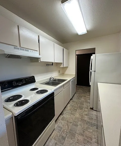 3062 W 42nd Ave #5 — Photo 1