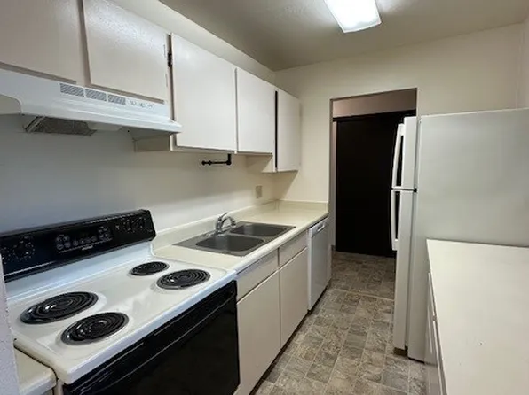 3062 W 42nd Ave APT 5, Anchorage, AK 99517