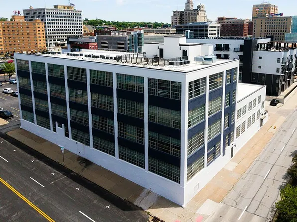 RIVERWALK LOFTS, 420 W River Dr #302, Davenport, IA 52801