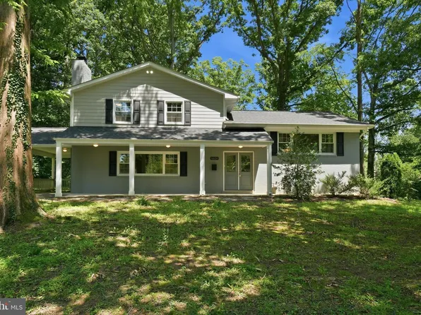 6814 Shrine Ct, Annandale, VA 22003