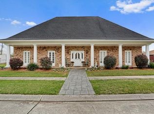 4924 Antonini Dr, Metairie, LA 70006