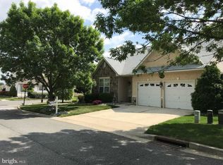100 Morning Glory Ln, Deptford, NJ 08096