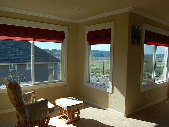 Sit out area
