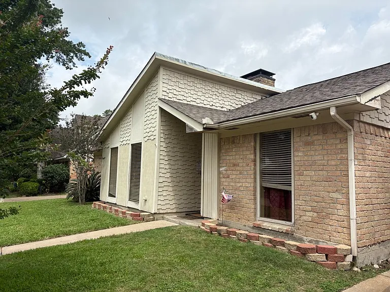 21430 Park Brook Dr — Photo 1