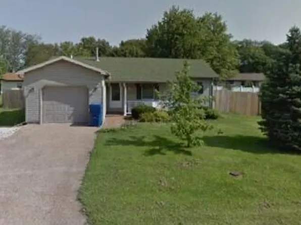 1804 Sterchi Dr, Olney, IL 62450