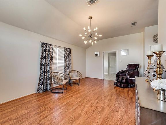 5th image of 408 Round Rock Dr