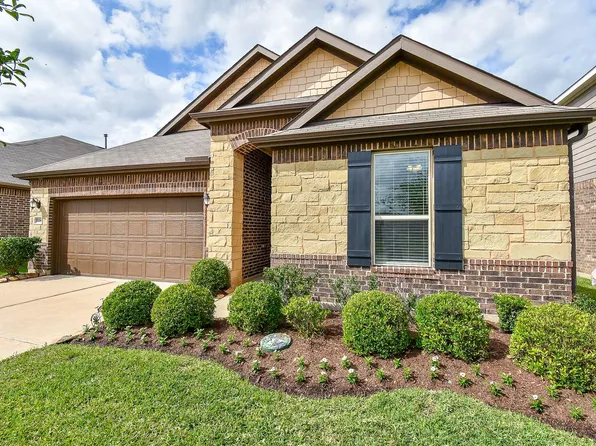 22246 Wave Hill Ln, Richmond, TX 77469