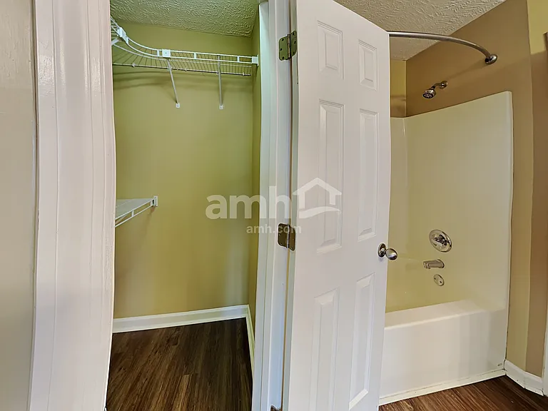 4923 Ark Ln — Photo 11