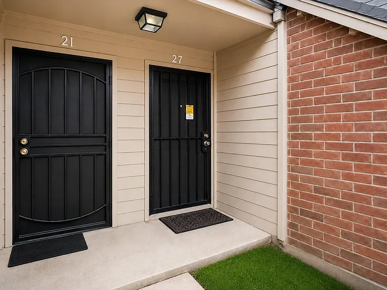 12500 Sandpiper Dr #27 — Photo 2
