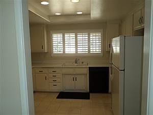 4th image of 16725 Obispo Ln