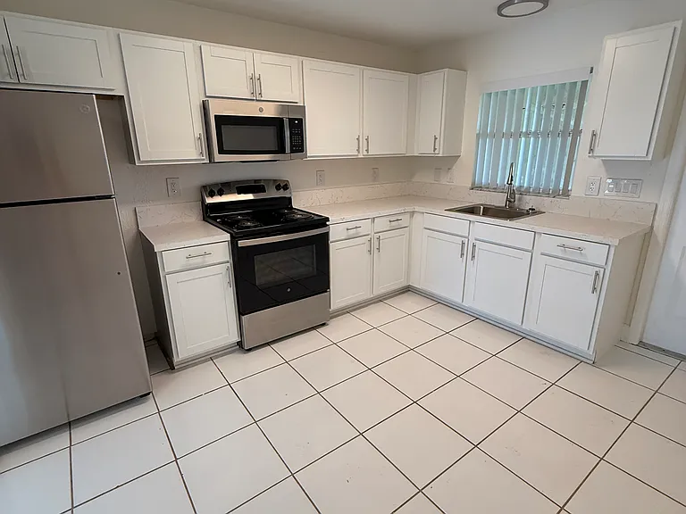 141 Pine Ln #141 — Photo 7