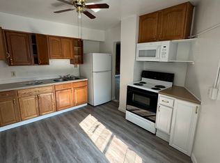 63 E Penn St, Carlisle, PA 17013