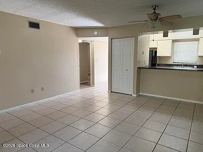 2276 Fox Hollow Dr — Photo 6