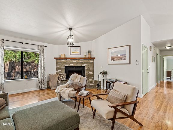 4th image of 3216 S Gillenwater Dr