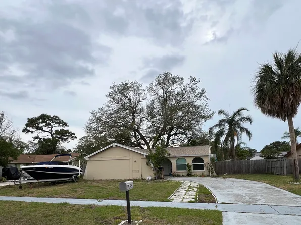 1014 Stonefence Way, Tarpon Springs, FL 34689