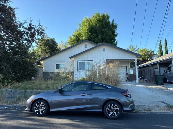 2900 Hilltop Rd, Concord, CA 94520