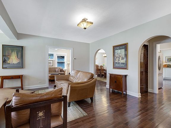 3rd image of 3224 Home Ave