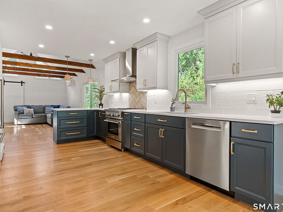 1st image of 137 Flat Meadow Road