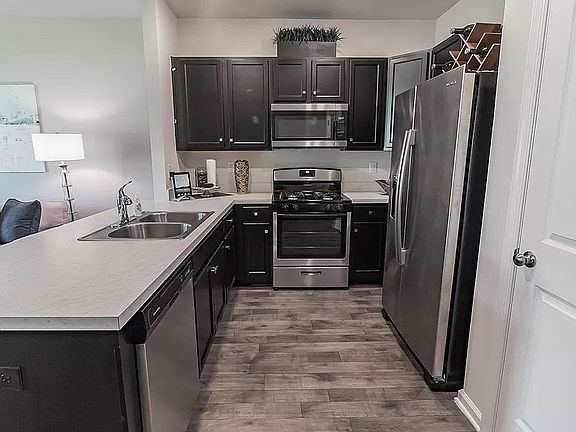 5th image of 1145 Lova Ln