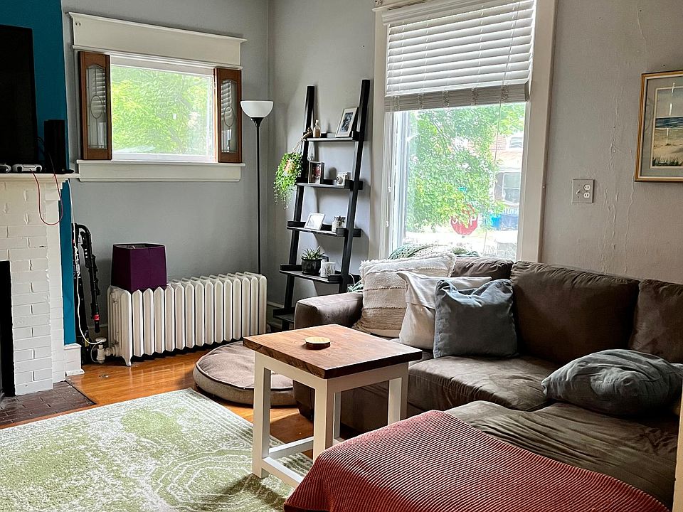 1st image of 501 Arbutus Ave SE #B