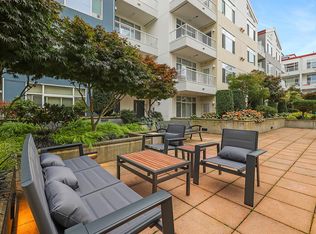 Courtyard Off Main, Bellevue, WA 98004