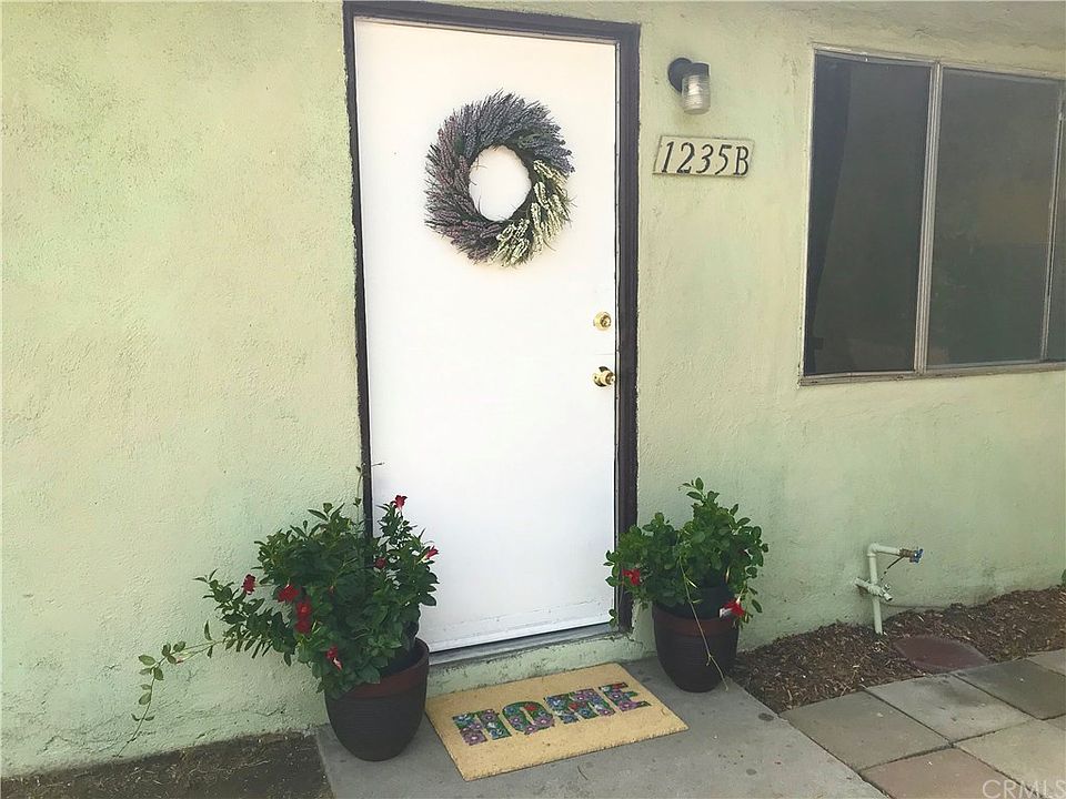 1st image of 1235 E Airport Dr #B
