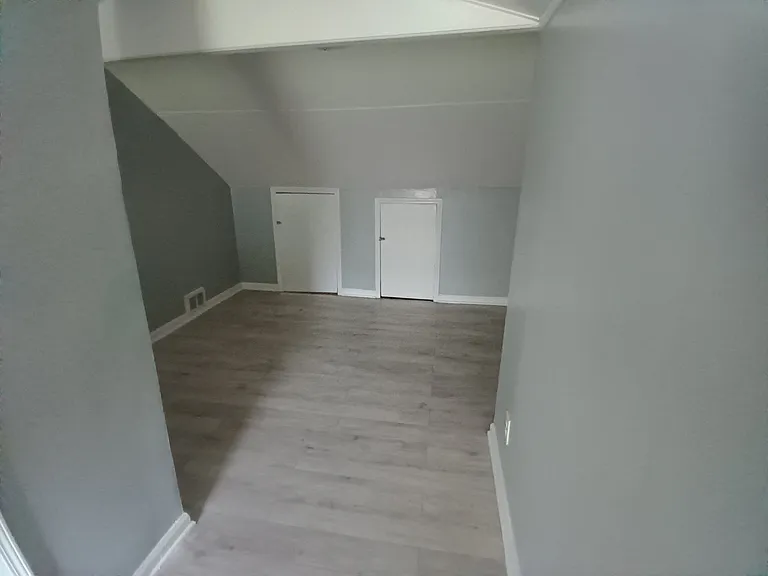 16505B Stansbury St — Photo 8
