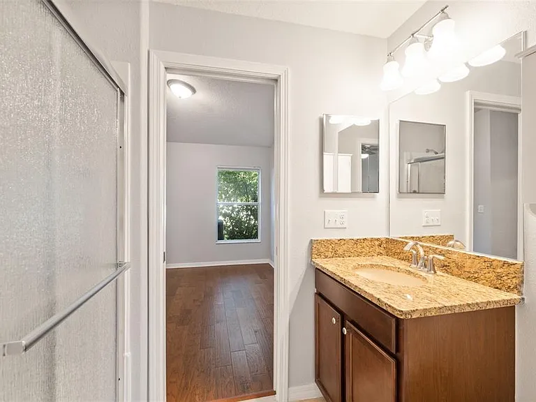 18035 Arbor Crest Dr — Photo 23