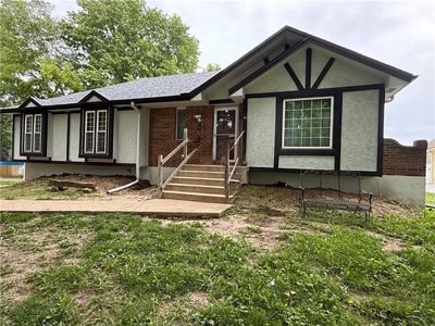 477 NW Weschester Ct, Blue Springs, MO, 64014