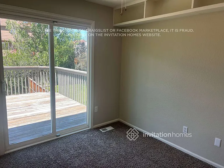 3289 Blue Grass Cir — Photo 5
