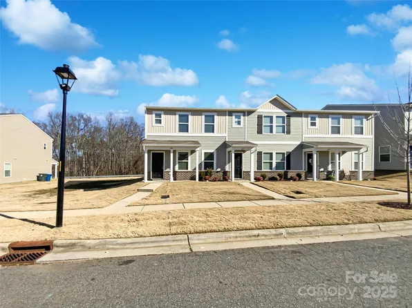 241 Century Dr, Salisbury, NC 28147