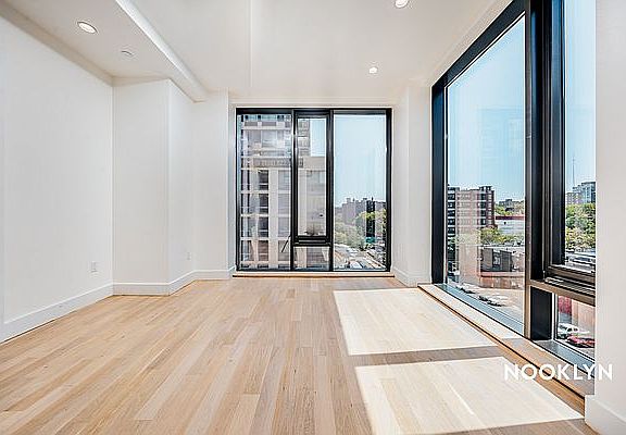 3rd image of 250 Gold St #518