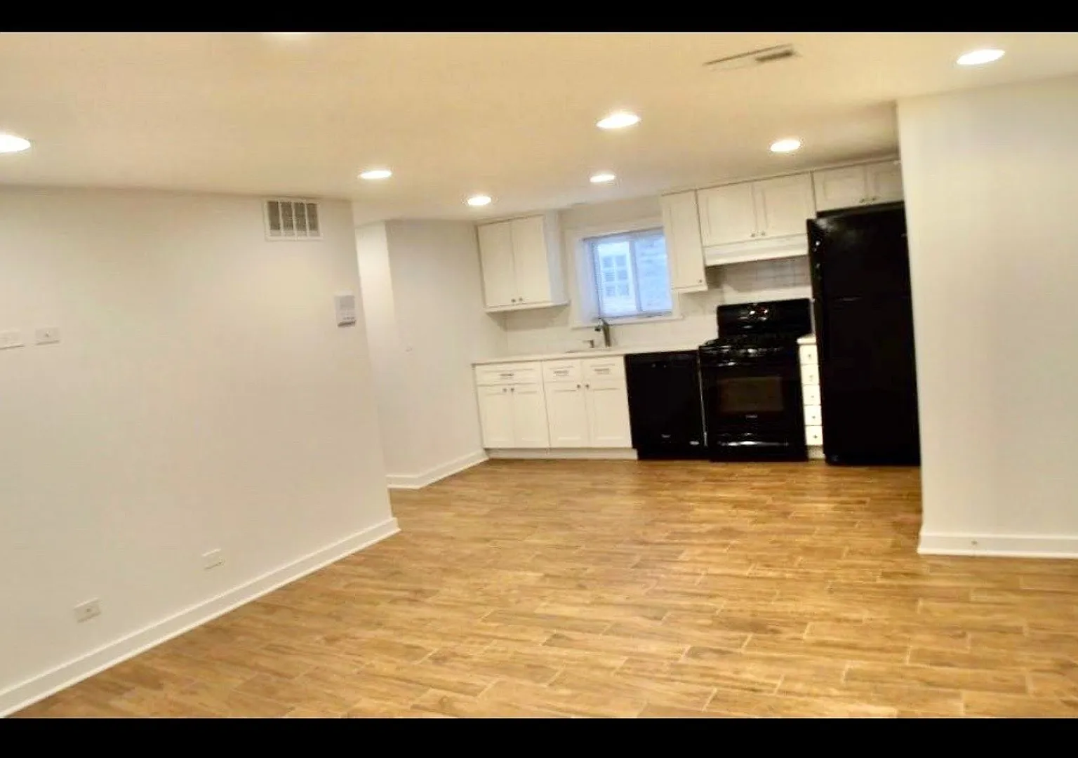 2652 N. Harding St. — Photo 3