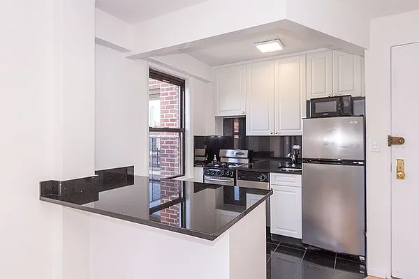 Rented by Punia & Marx Inc. | media 13