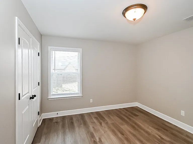 3110 Logans Loop — Photo 13