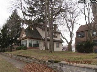 17628 Nottingham Rd, Cleveland, OH 44119