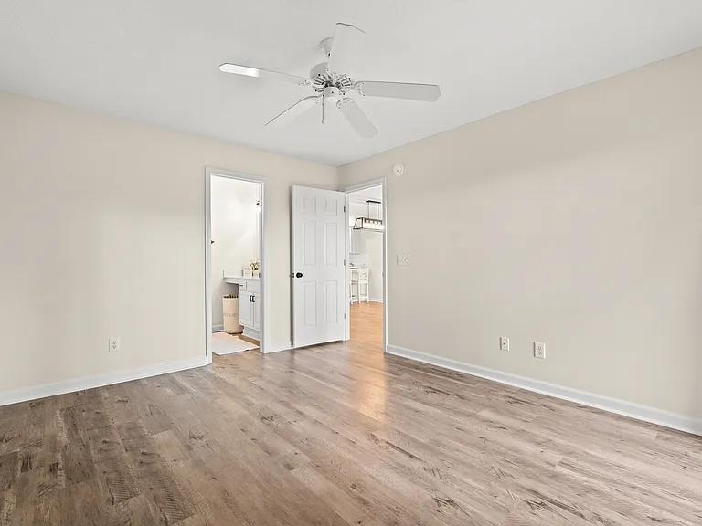 412 Pinehurst Ln #15-7 — Photo 13