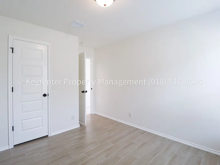 11506 E 94th Pl N — Photo 30