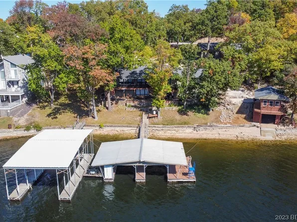 16 Westwood Beach Dr, Lake Ozark, MO 65049