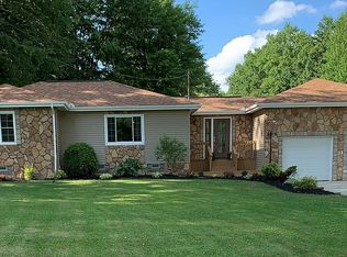 9485 Howland Springs Rd SE, Warren, OH 44484